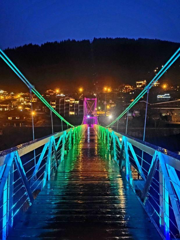 La passerelle de Morzine en habit de lumière