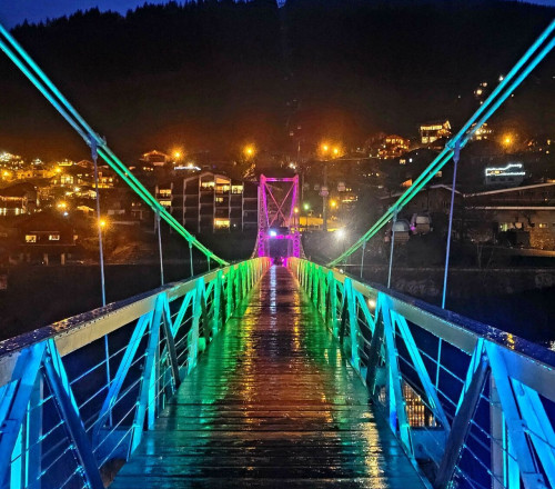 La passerelle de Morzine en habit de lumière